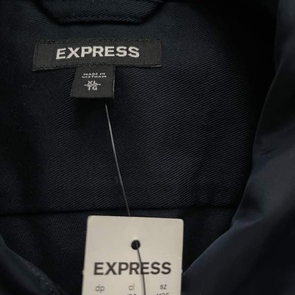 Express Button up - Picture 2 of 4
